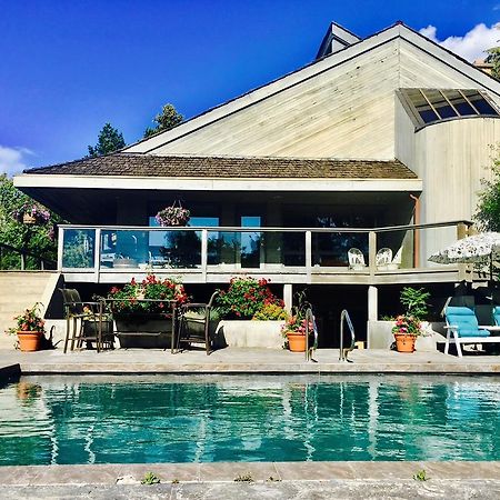 Summerhill Estate House Bed and Breakfast Kelowna Esterno foto