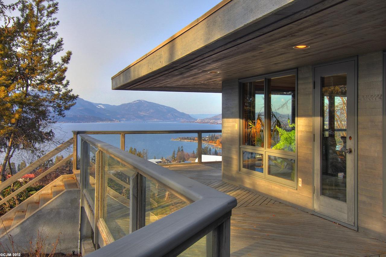 Summerhill Estate House Bed and Breakfast Kelowna Esterno foto